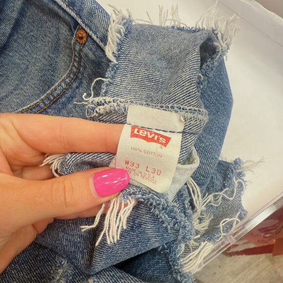 Levi 501 Vintage Denim Shorts - Picture 5 of 6